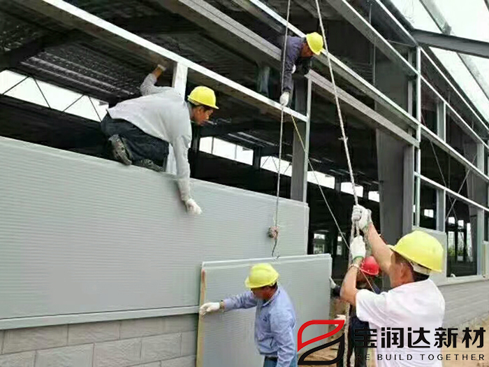 為什么鋼結構建筑都選擇“聚氨酯夾芯板”？